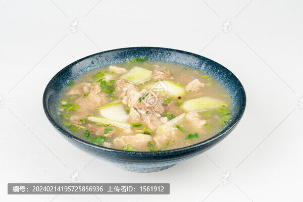 冬季養(yǎng)生湯蘿卜羊肉湯
