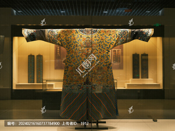 龍袍