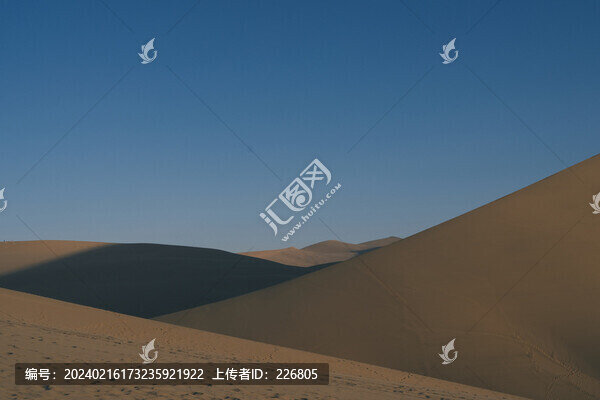 敦煌鳴沙山