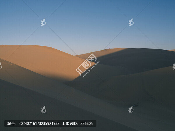 敦煌鳴沙山