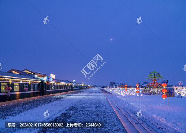 冬季火車站站臺(tái)