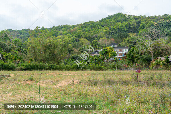 海南五指山毛納村