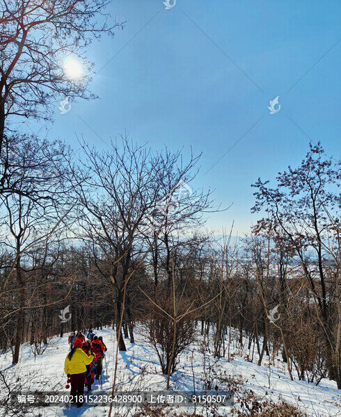 穿越雪山