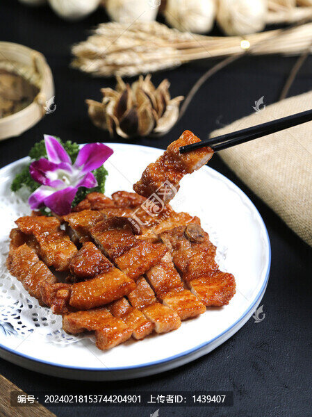 脆香金排骨