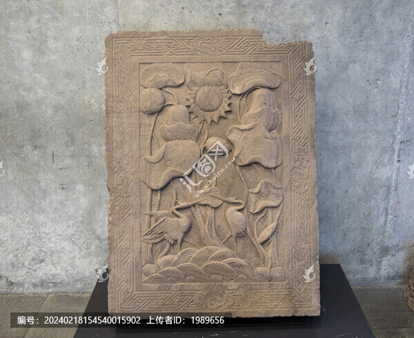 仙鶴荷花石雕