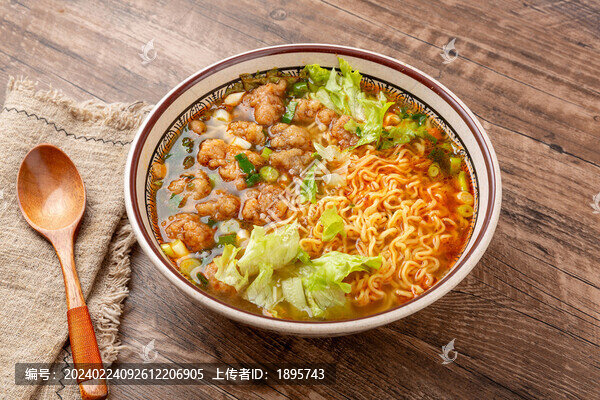 驢肉丸子湯面