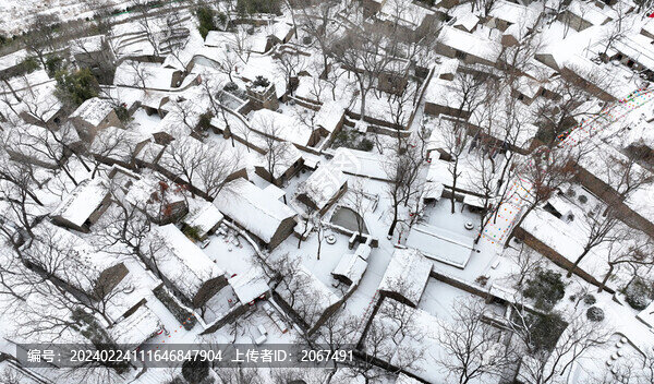 山東棗莊山亭區(qū)興隆莊石板房雪景