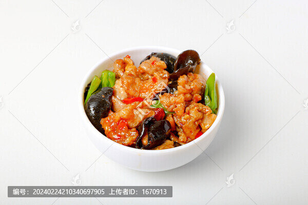 小碗菜木耳炒肉