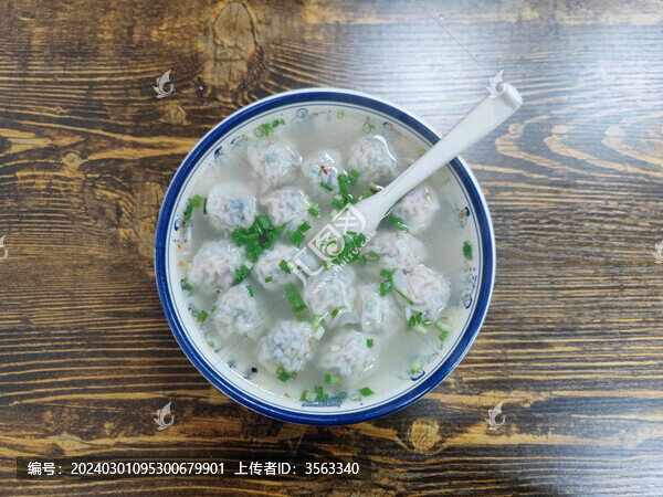 大餡餛飩