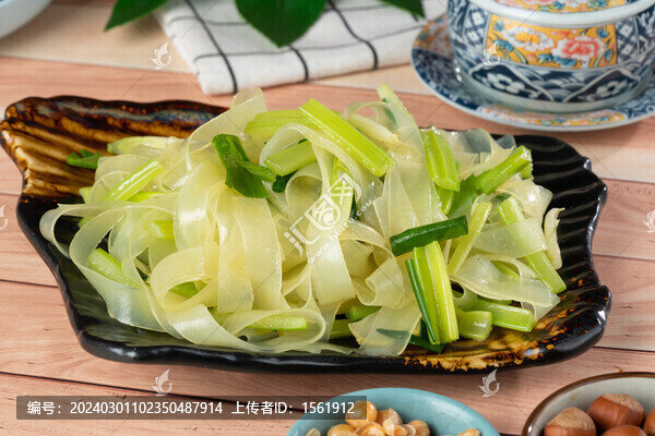 芹菜粉皮