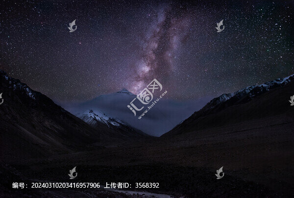 銀河下的珠穆朗瑪峰
