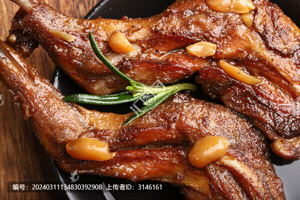 五香兔腿