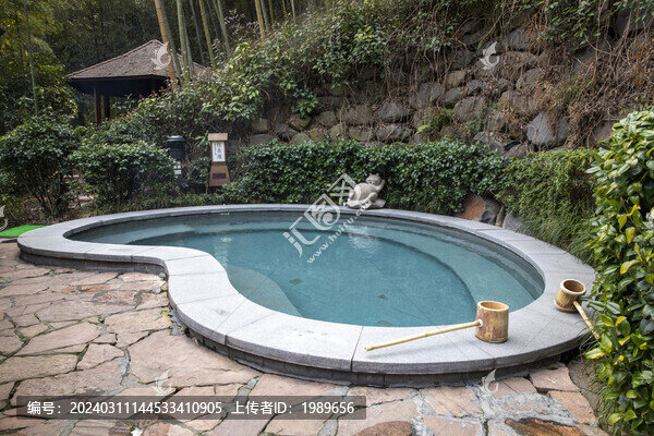 溫泉酒店湯池