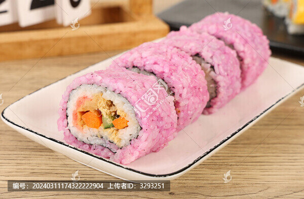 日式料理紅姜片壽司特寫