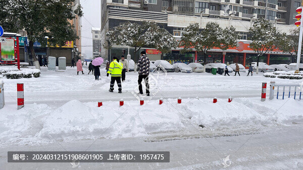 雪中行駛