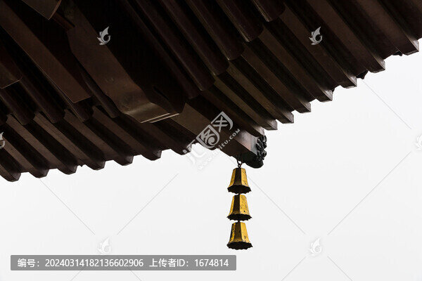 古塔上的鈴鐺