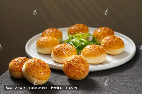 菠蘿包