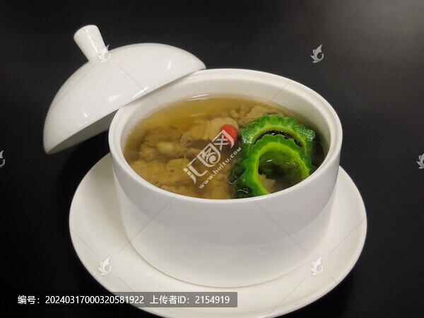 涼瓜黃豆燉排骨湯