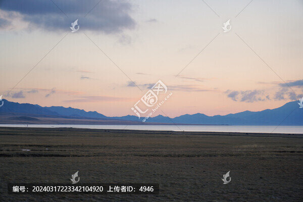 賽里木湖