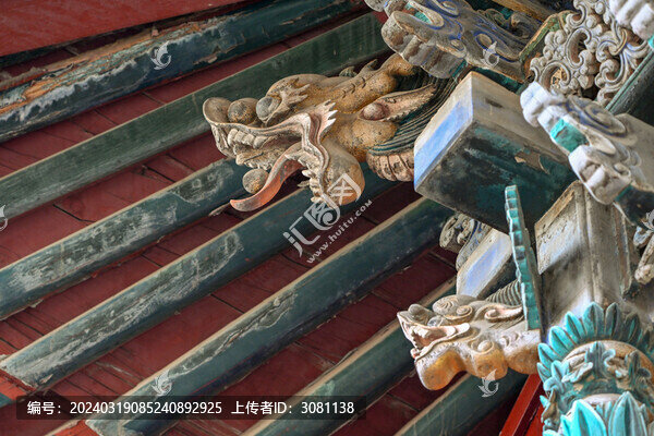 龍雕刻龍?jiān)佚堥塬F山陜甘會(huì)館