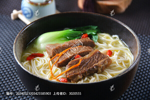 養(yǎng)生牛肉面