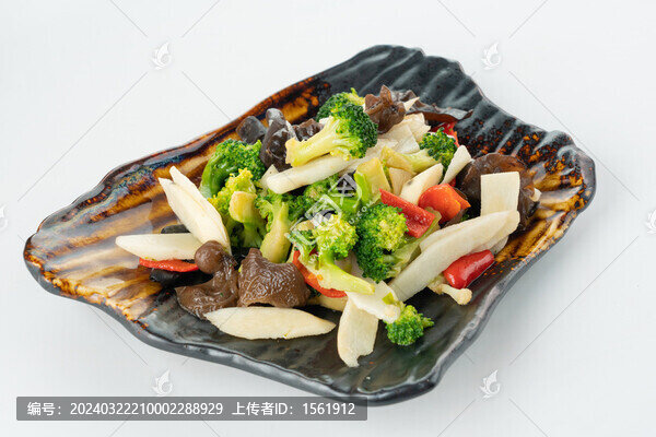 木耳山藥炒西藍(lán)花