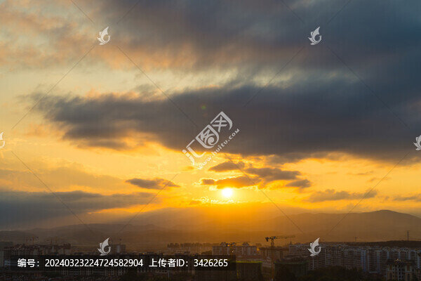 落日夕陽下的景洪市