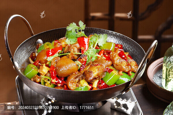 干鍋香蹄花