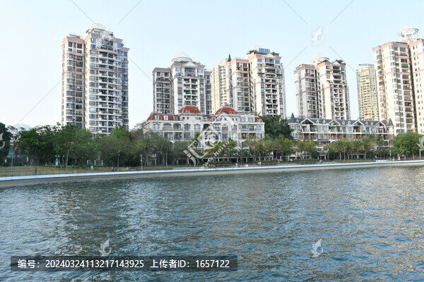 海邊的居民樓和別墅