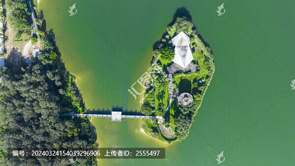 石巖湖溫泉渡假村
