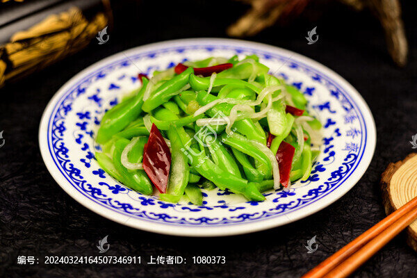 炒小角瓜