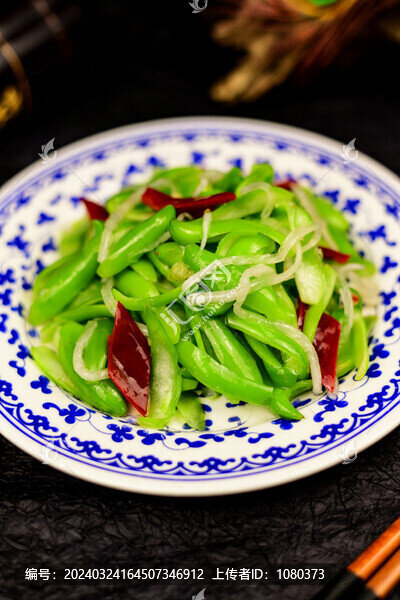 炒小角瓜