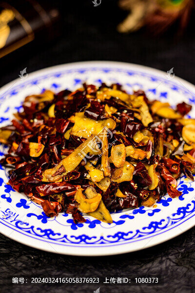 干椒炒粉菌