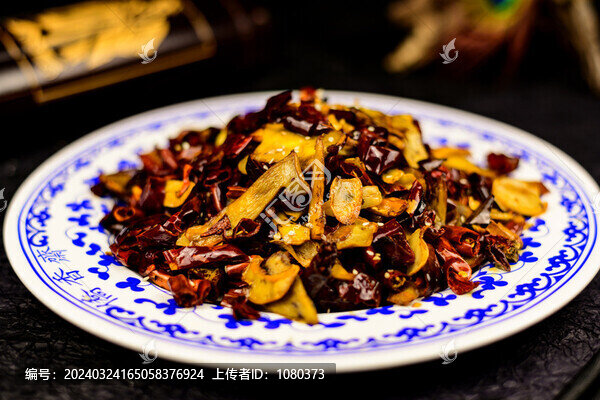 干椒炒粉菌