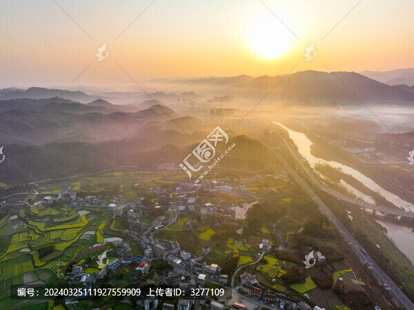 日出下的田園鄉(xiāng)村與縣城風(fēng)光