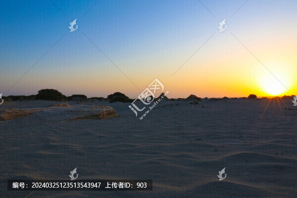 西藏高原風(fēng)光