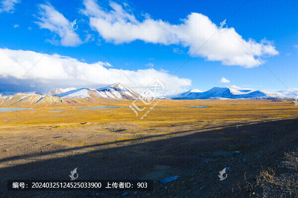 西藏高原風(fēng)光