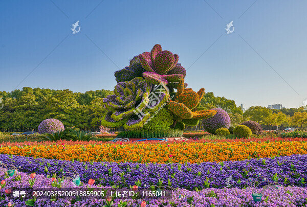 綠雕花壇
