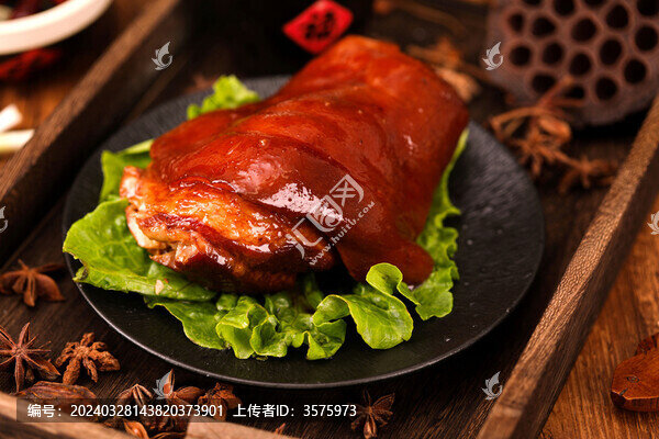 鹵豬腳肉