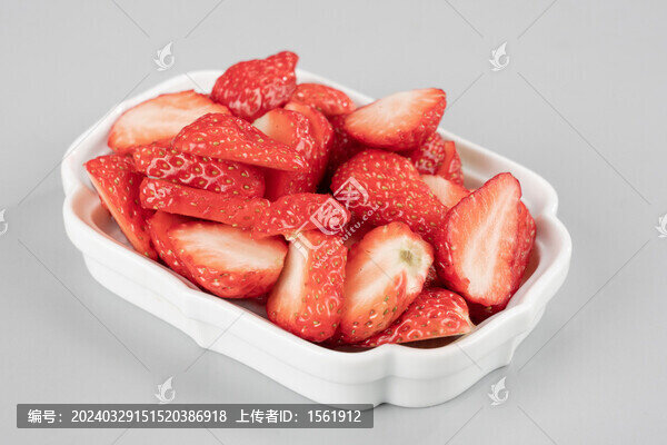 草莓片小料