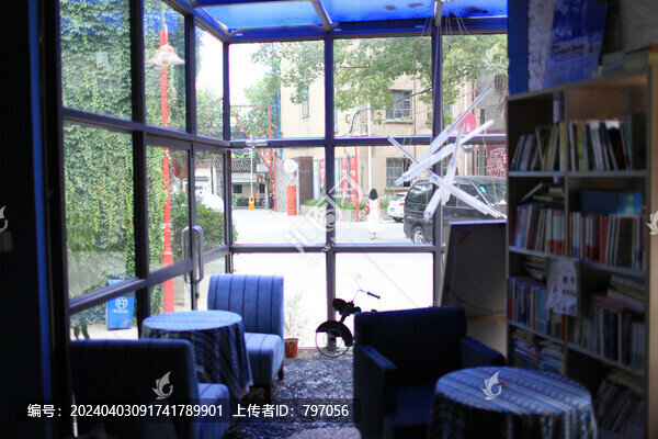 LOFT風(fēng)格的咖啡館