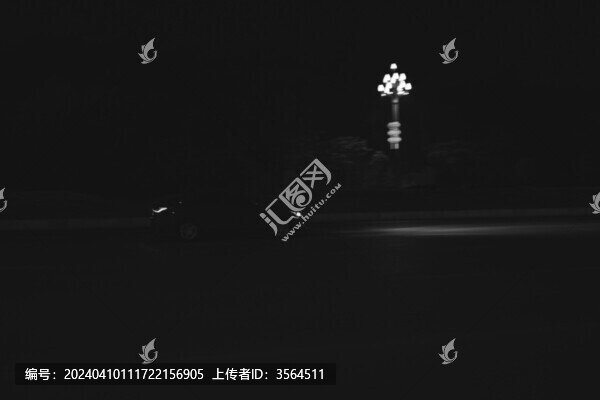 疾馳的汽車