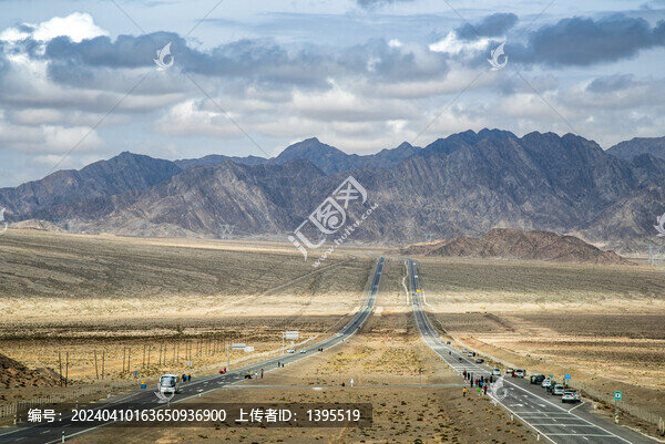 青海柳格高速公路風光