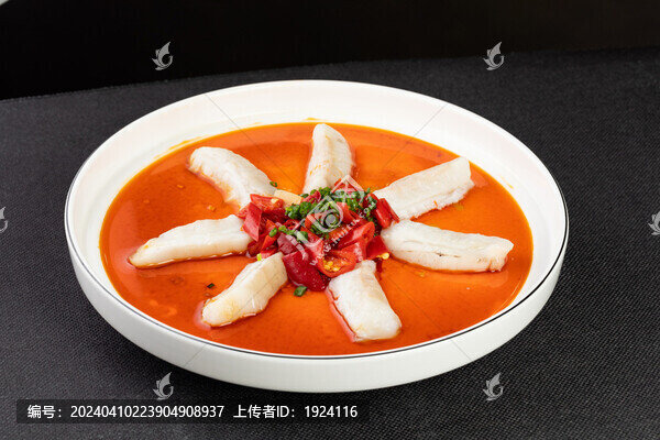 剁椒目魚蛋燉蛋