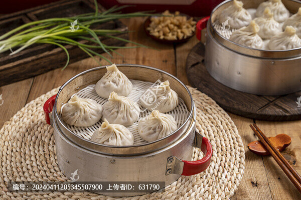 鮮肉湯包