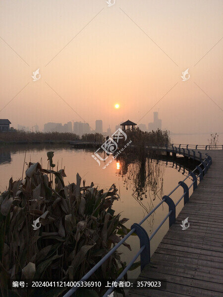 北固灣夕陽(yáng)