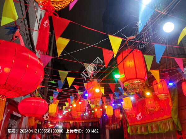 中國過年祭拜風(fēng)俗拜神拜祖先習(xí)俗