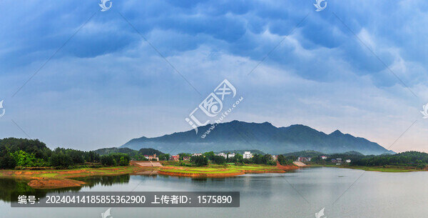 鄉(xiāng)村小景