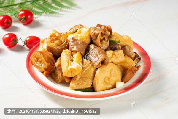 豆腐泡炒肥腸