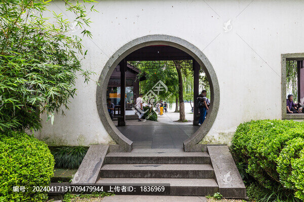 圓門(mén)洞